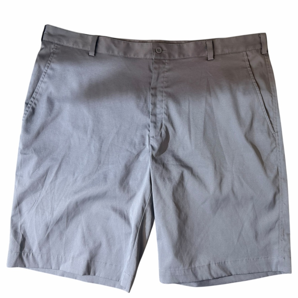Nike Golf Men's Light Gray Flat Front Shorts 40